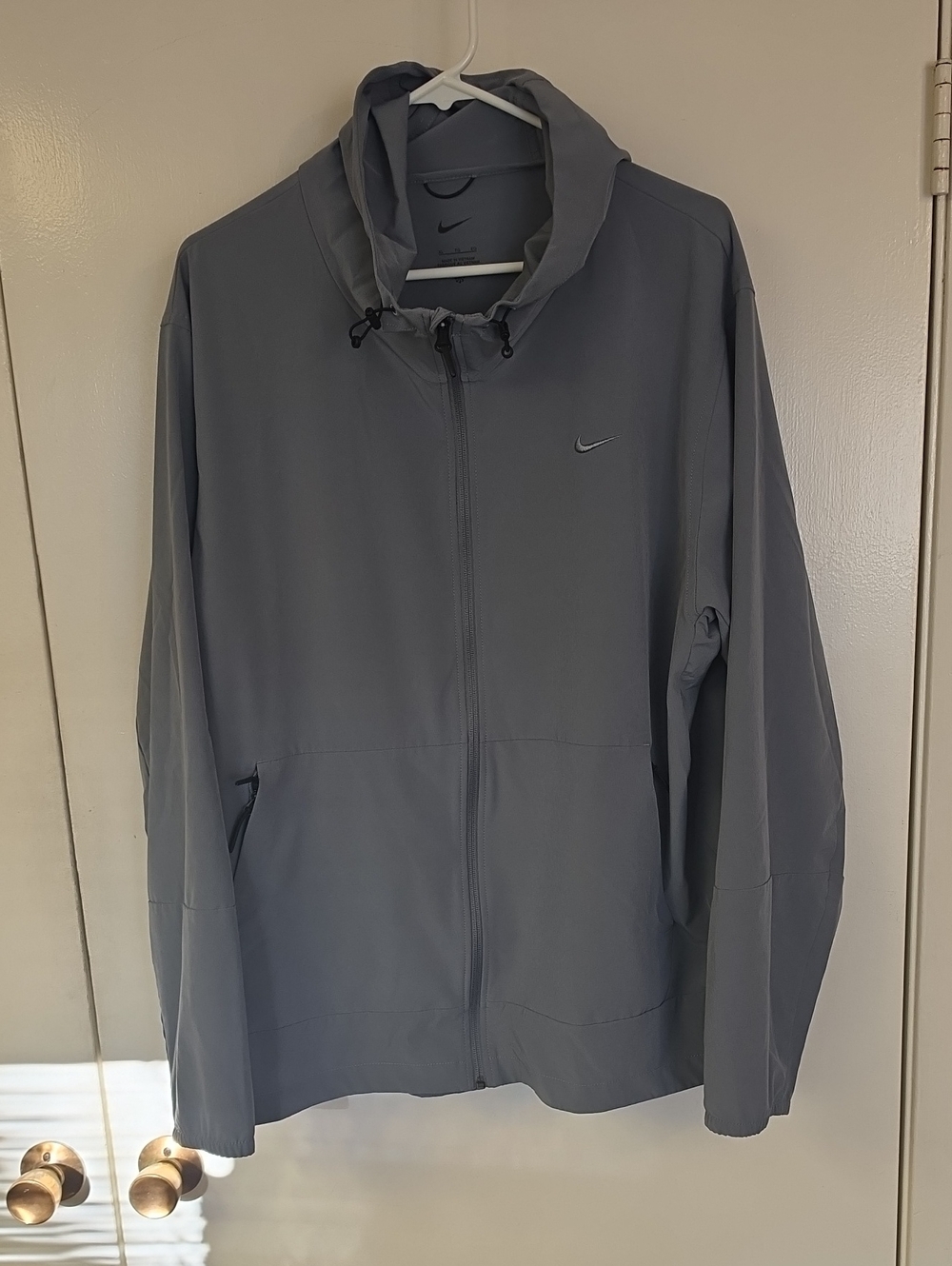 Nike Men's Hooded Versatille Jacket